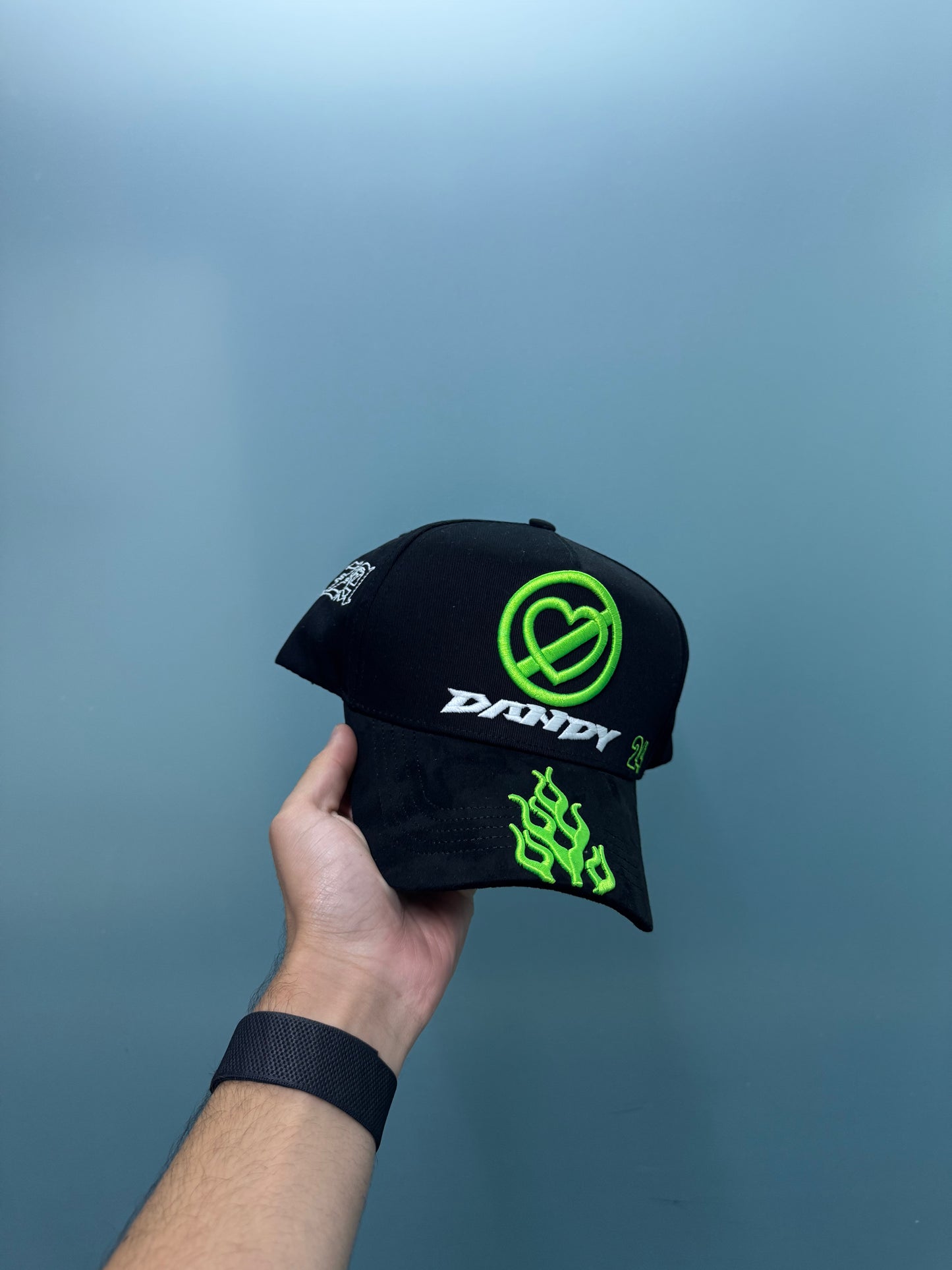Gorra Dandy Hats x Fuerza Regida PNTE